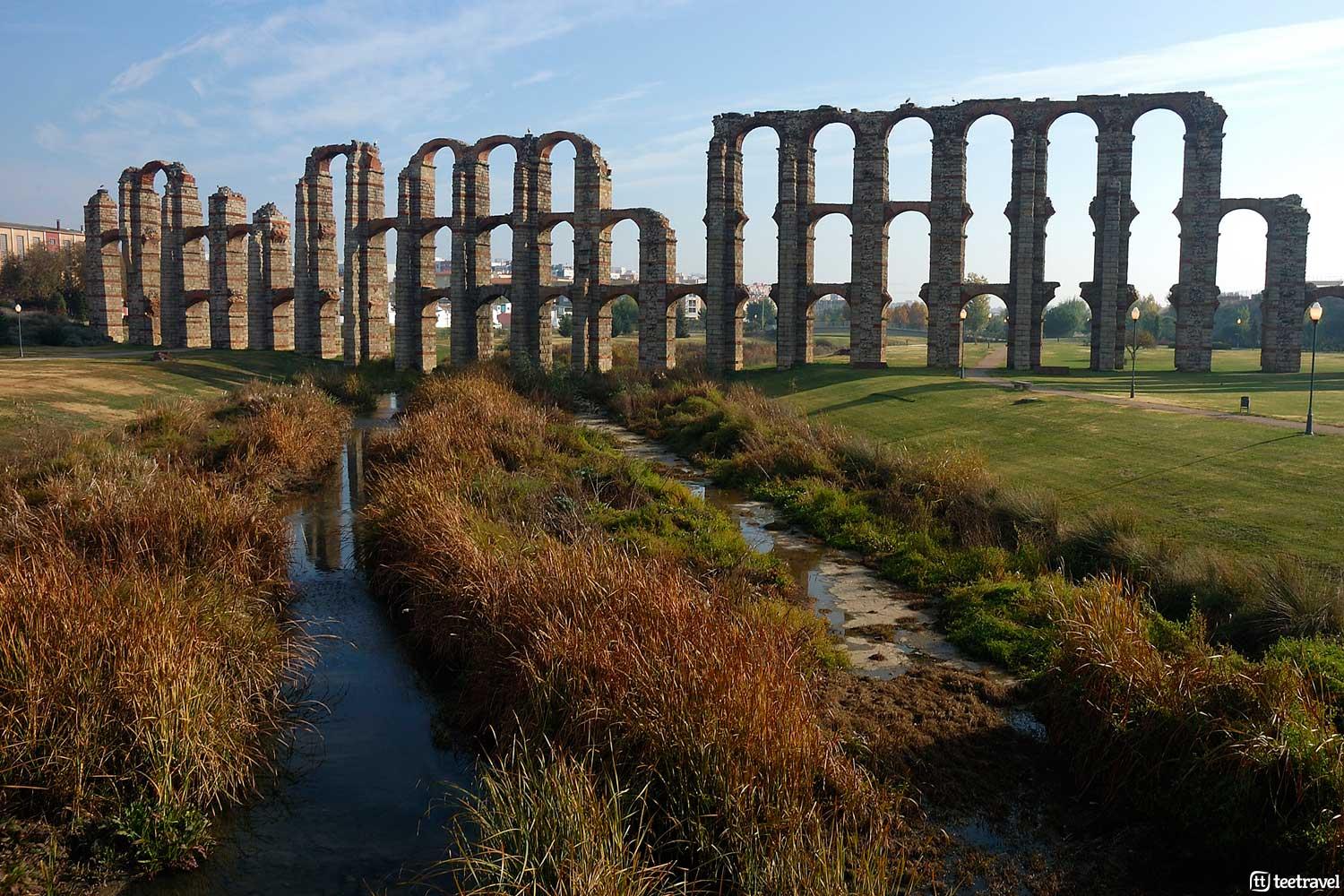 De las huellas de los romanos a las de los peregrinos: La Vía de la Plata - Mérida