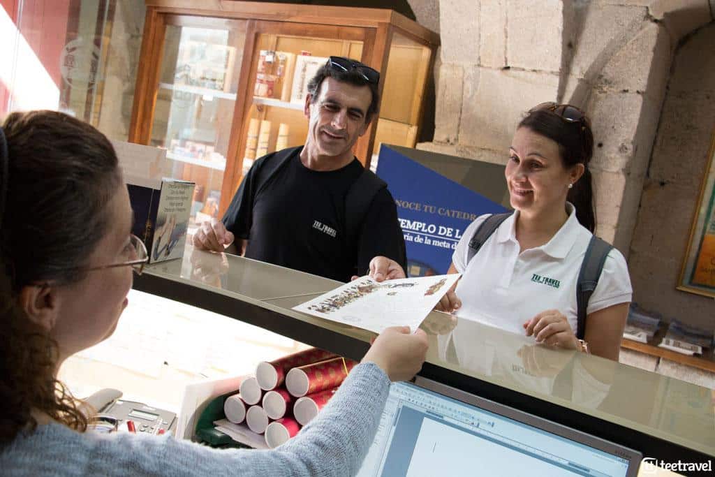 Camino de Santiago: Rituales del Peregrino - Credencial