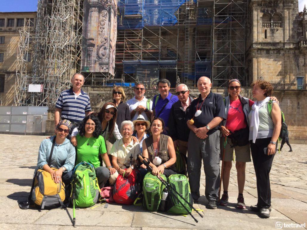 Grupo Tee Travel guiado con mochilas Columbia