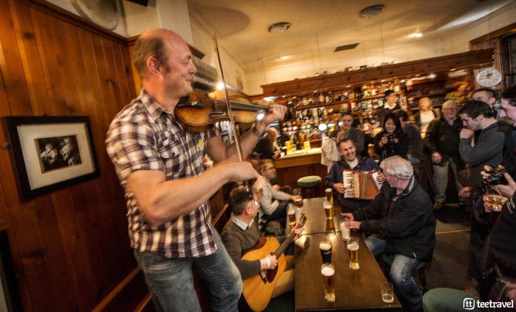 Escena típica en Pub escocés. Copyright © VisitScotland