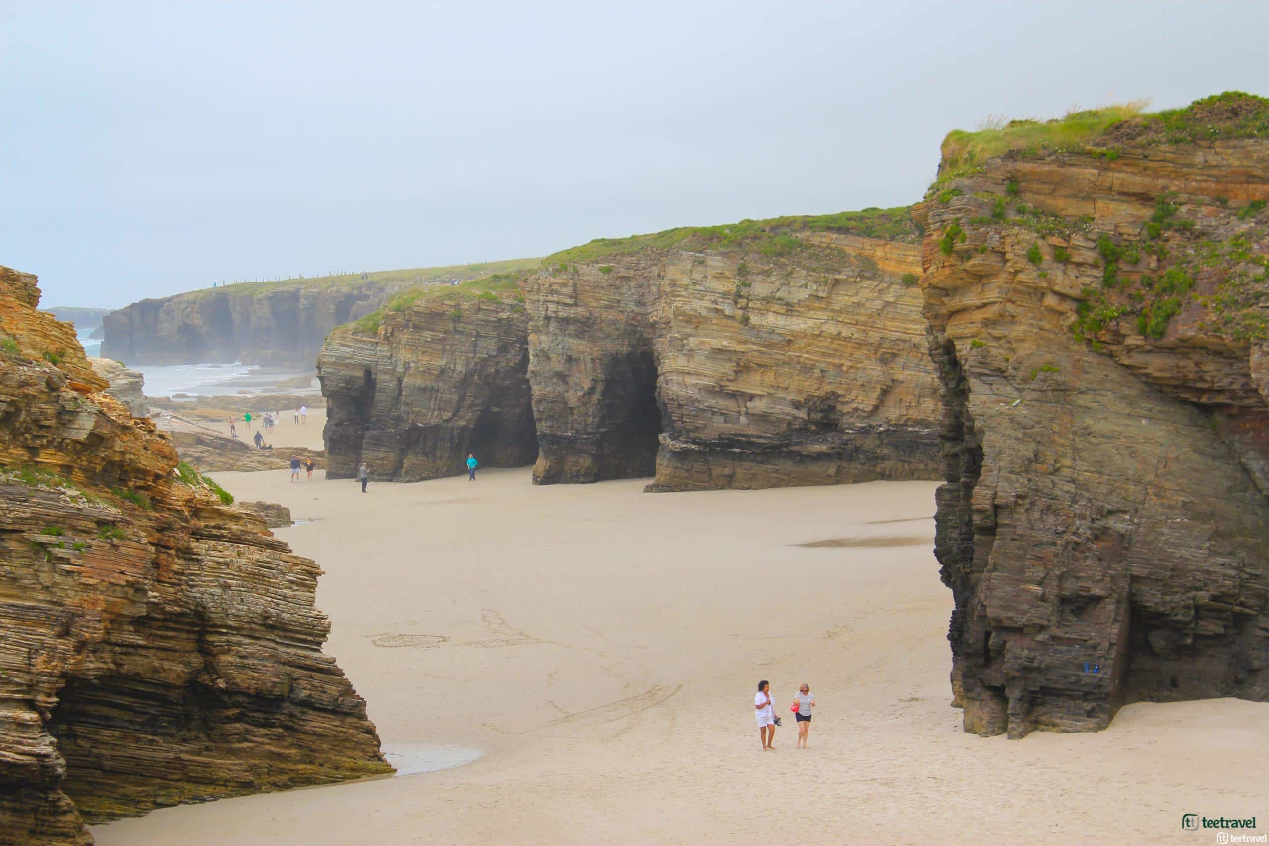 Playa de las Catedrales Camino del Norte - Ribadeo - Playa de las Catedrales - Peregrinos