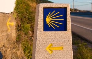 Camino Portugués por la Costa - Señalización "Mojón"