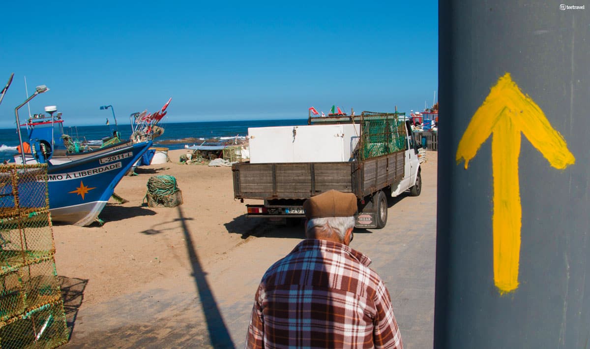 Camino Portugués por la Costa - Señalización "Flecha Amarilla"