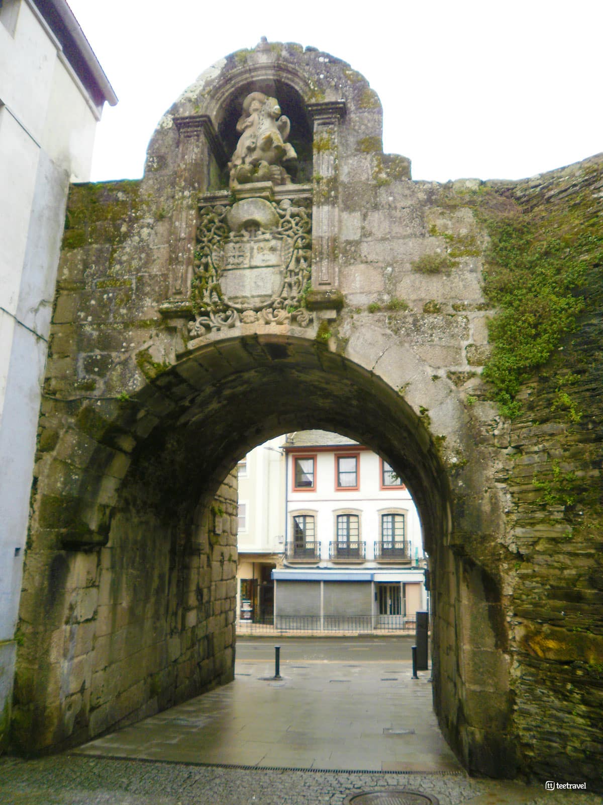Lugo - Puerta de la Muralla de Lugo