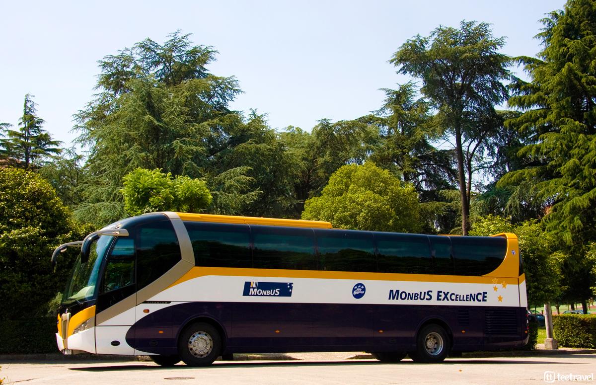 Autocar de Monbus - Santiago de Compostela