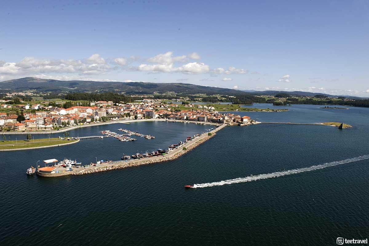 Puerto de Cambados en la Ría de Arousa