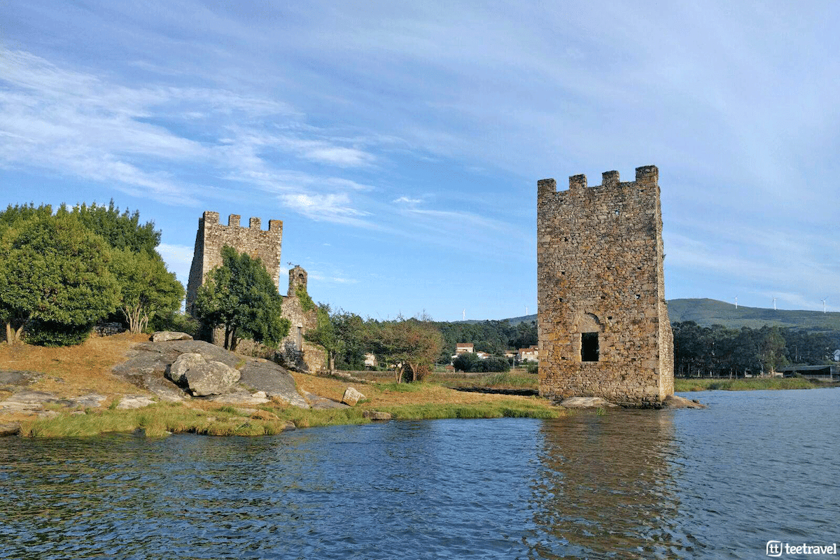 Ruta Marítima hacia Santiago de Compostela - Navegar por mar hacia Santiago de Compostela - Torres del Oeste en las Rías Baixas Ruta Marítima hacia Santiago de Compostela - Torres del Oeste en las Rías Baixas
