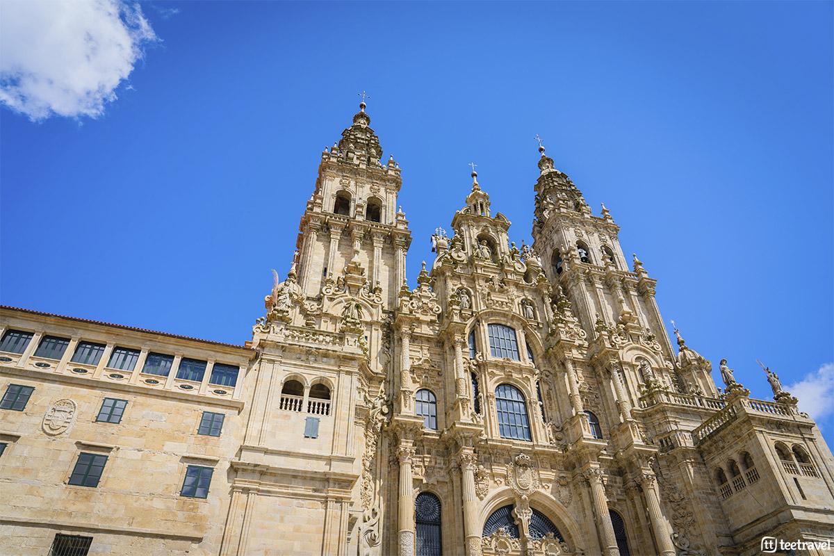 Blog Tee Travel - 4 Curiosidades de la Catedral de Santiago de Compostela