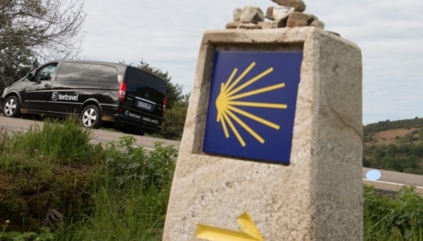 Blog Tee Travel - 2025/05/camino-de-santiago-peregrinos-senalizacion-2-464x265.jpeg