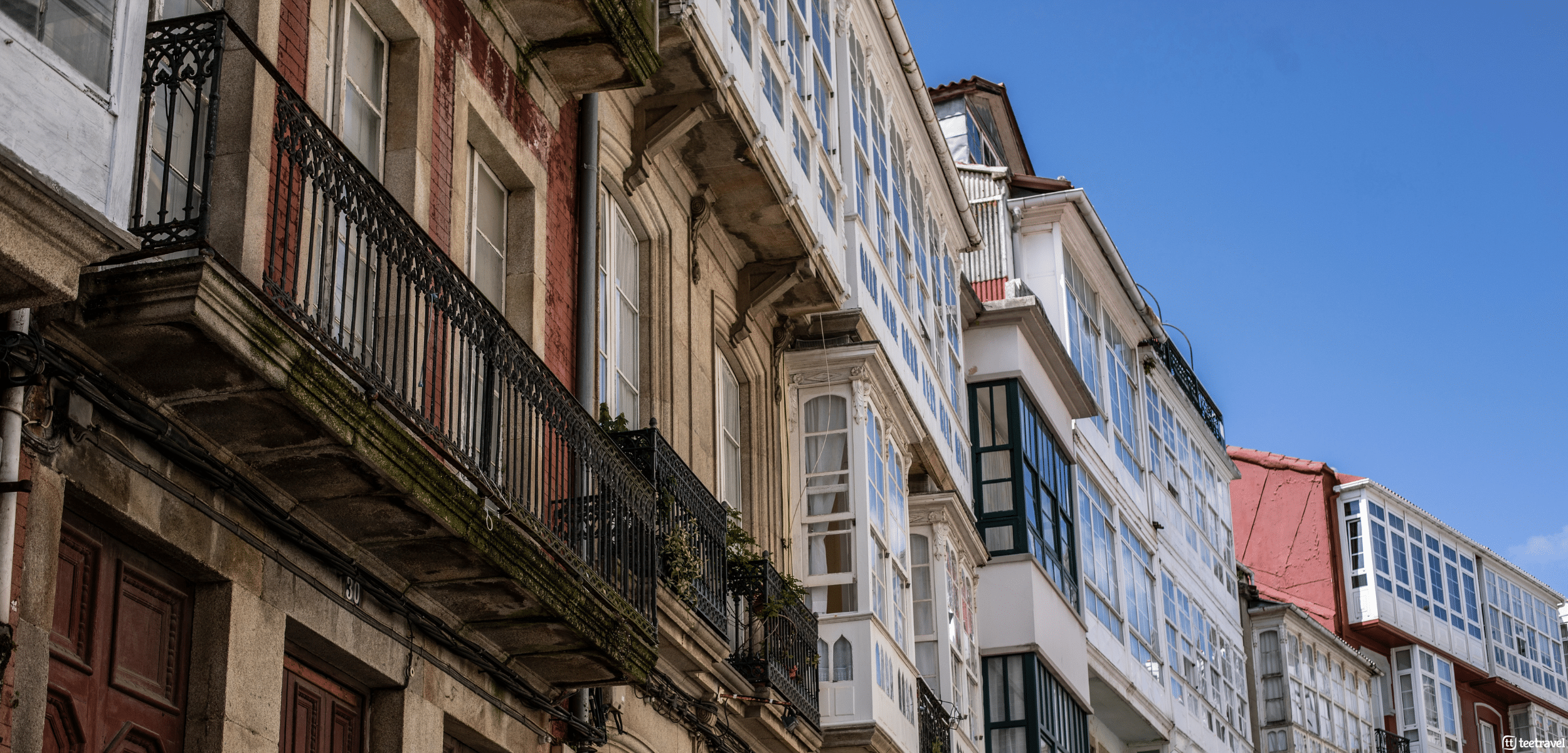 Blog Tee Travel - 2026/10/Como-llegar-a-Ferrol-para-empezar-el-Camino-Ingles.png