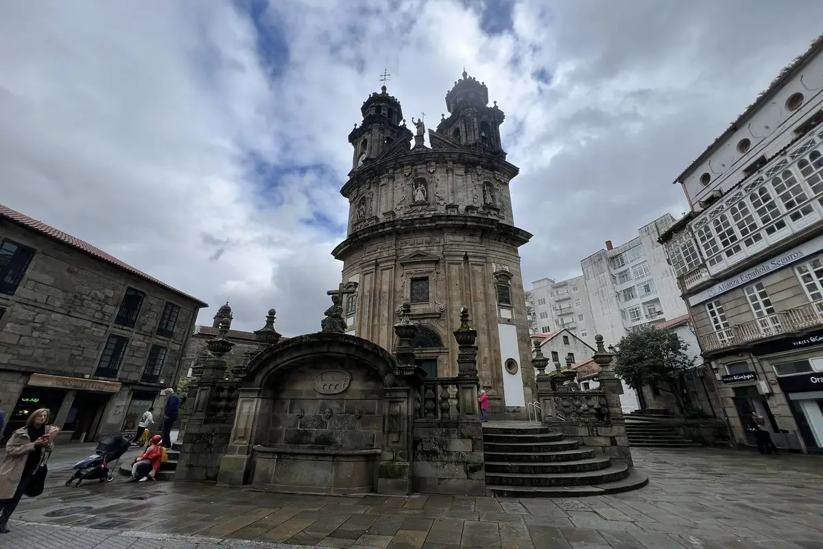 Camino Portugués - Santuario de la Virgen Peregrina en Pontevedra